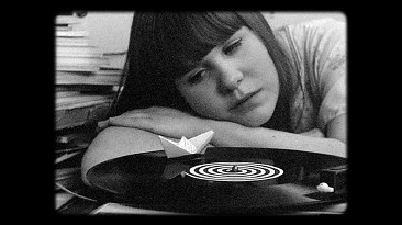 JE MAUDIS MA NUIT - un film de Félicie HAYMOZ - image 2
