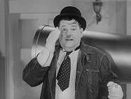 Oliver HARDY