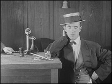 THE PEST - un film de Jess ROBBINS (USA, 1923), avec Stan LAUREL - Image