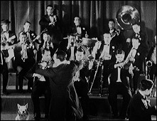 GRÉGOR ET LES GRÉGORIENS - un film de Roger LION (France, 1930) avec Stéphane GRAPPELLI - Image