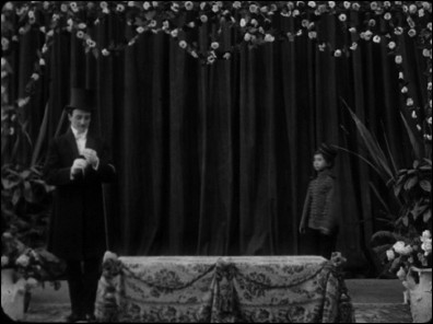 L'HOMME MYSTÉRIEUX