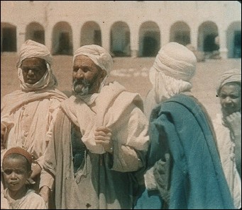L'AFRIQUE DU NORD EN TECHNICOLOR BICHROME